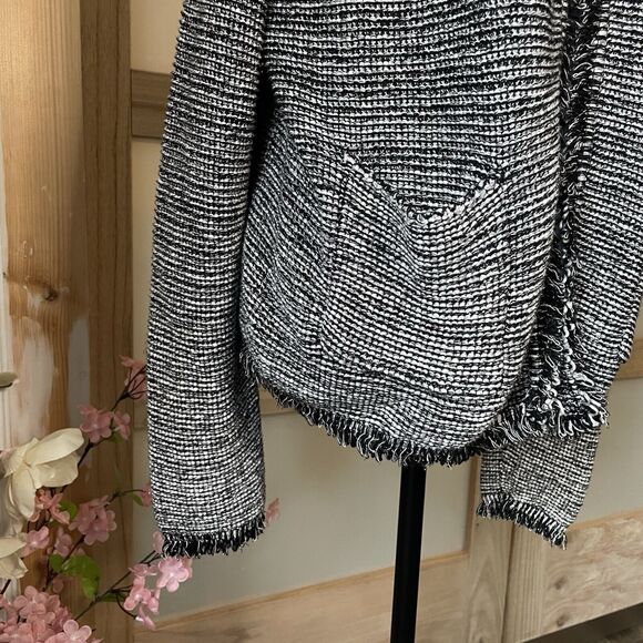 Chico's Women's Size 2 Black White Fringe Jacket  Excellent Condition - Picture 3 of 9